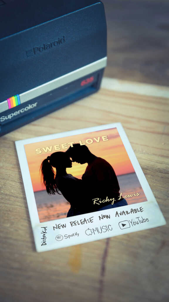 Sweet love by Richard Gradner